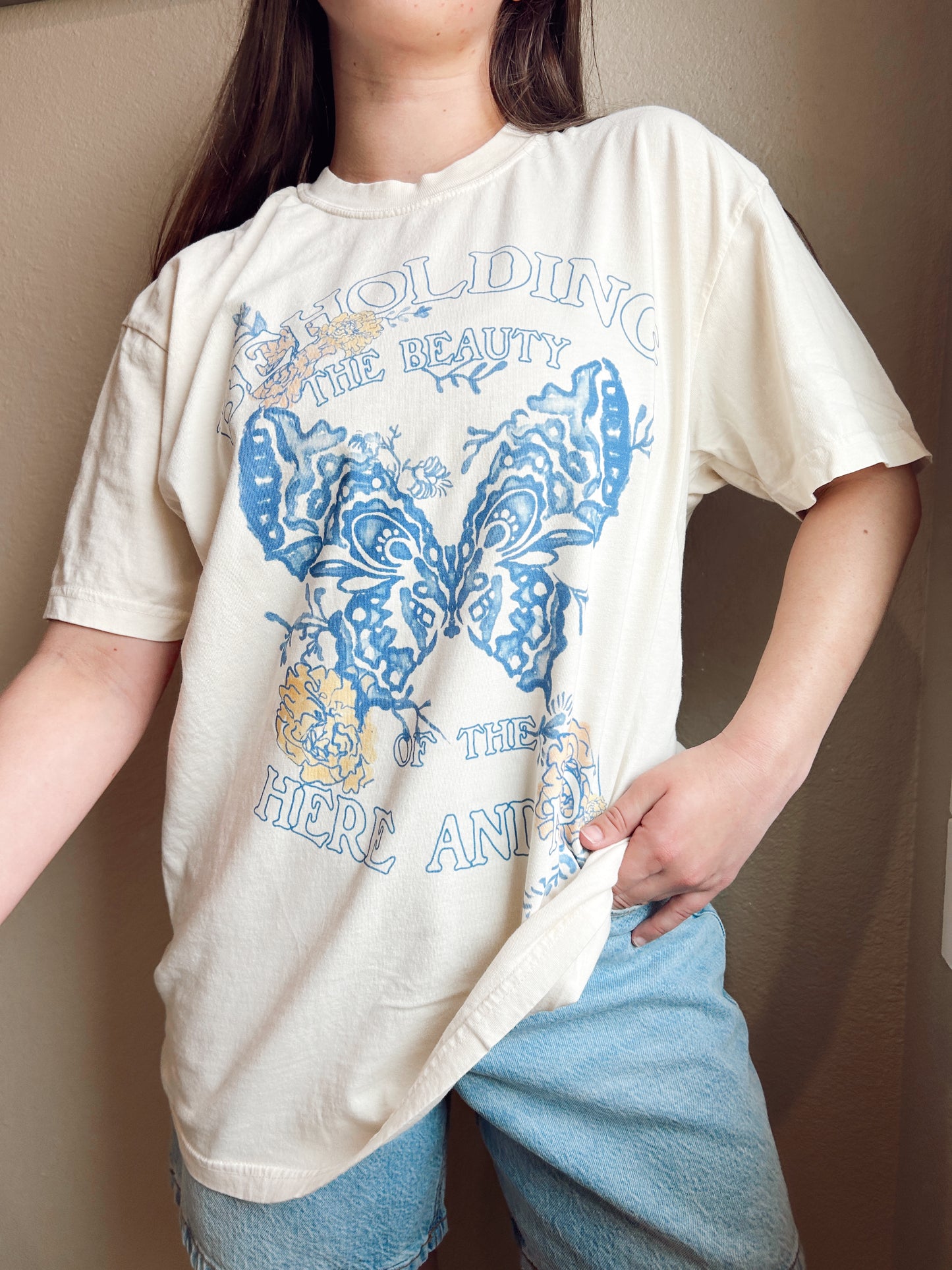 BEHOLDING BUTTERFLY TEE