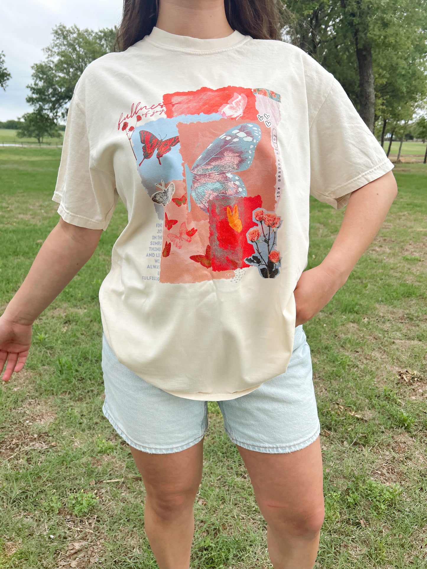 FULLNESS OF JOY TEE