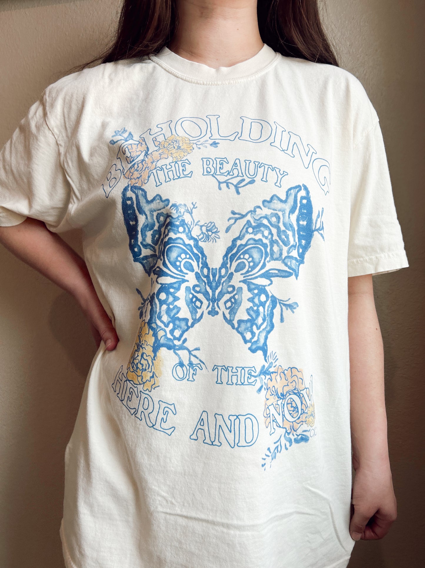 BEHOLDING BUTTERFLY TEE