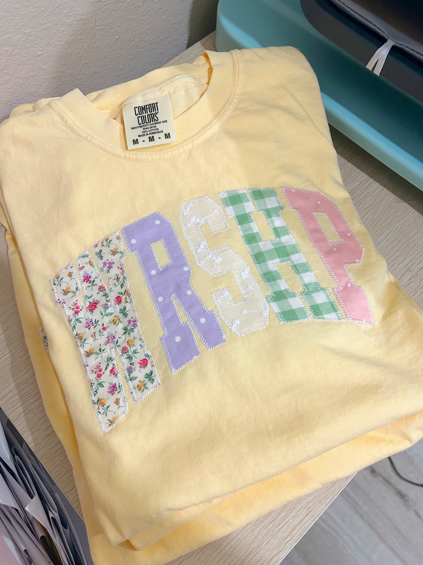 WRSHP EMBROIDERED BUTTER TEE
