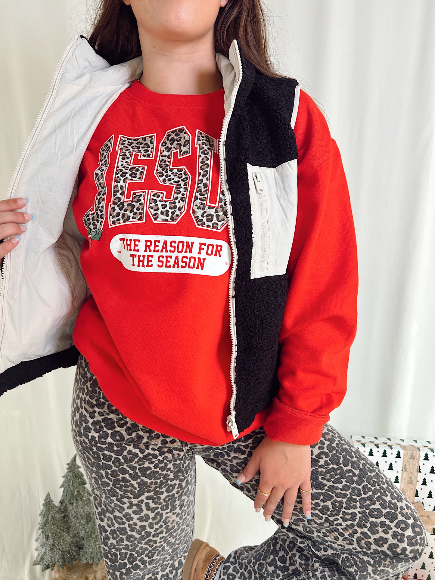 (PREORDER) CALLIE REVERSIBLE BLACK FLEECE PUFF VEST