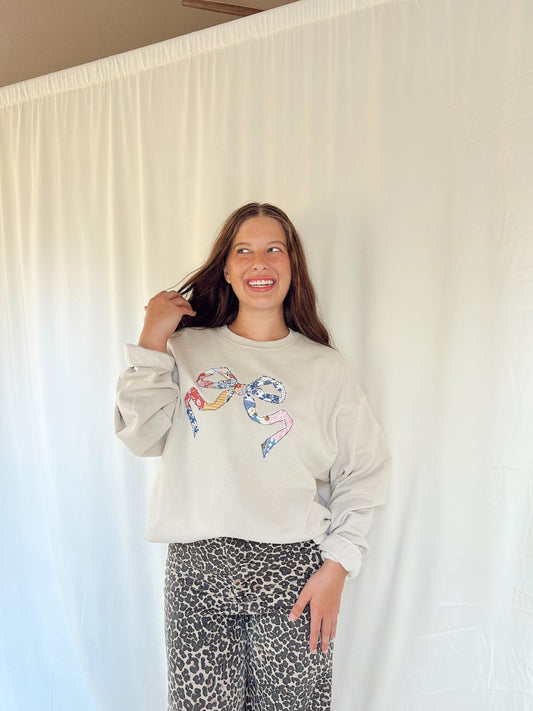 GIRLY BOW SWEATSHIRT