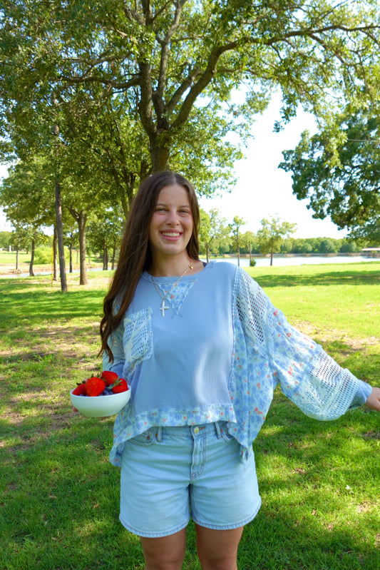 DAYDREAM PETAL LACE TOP