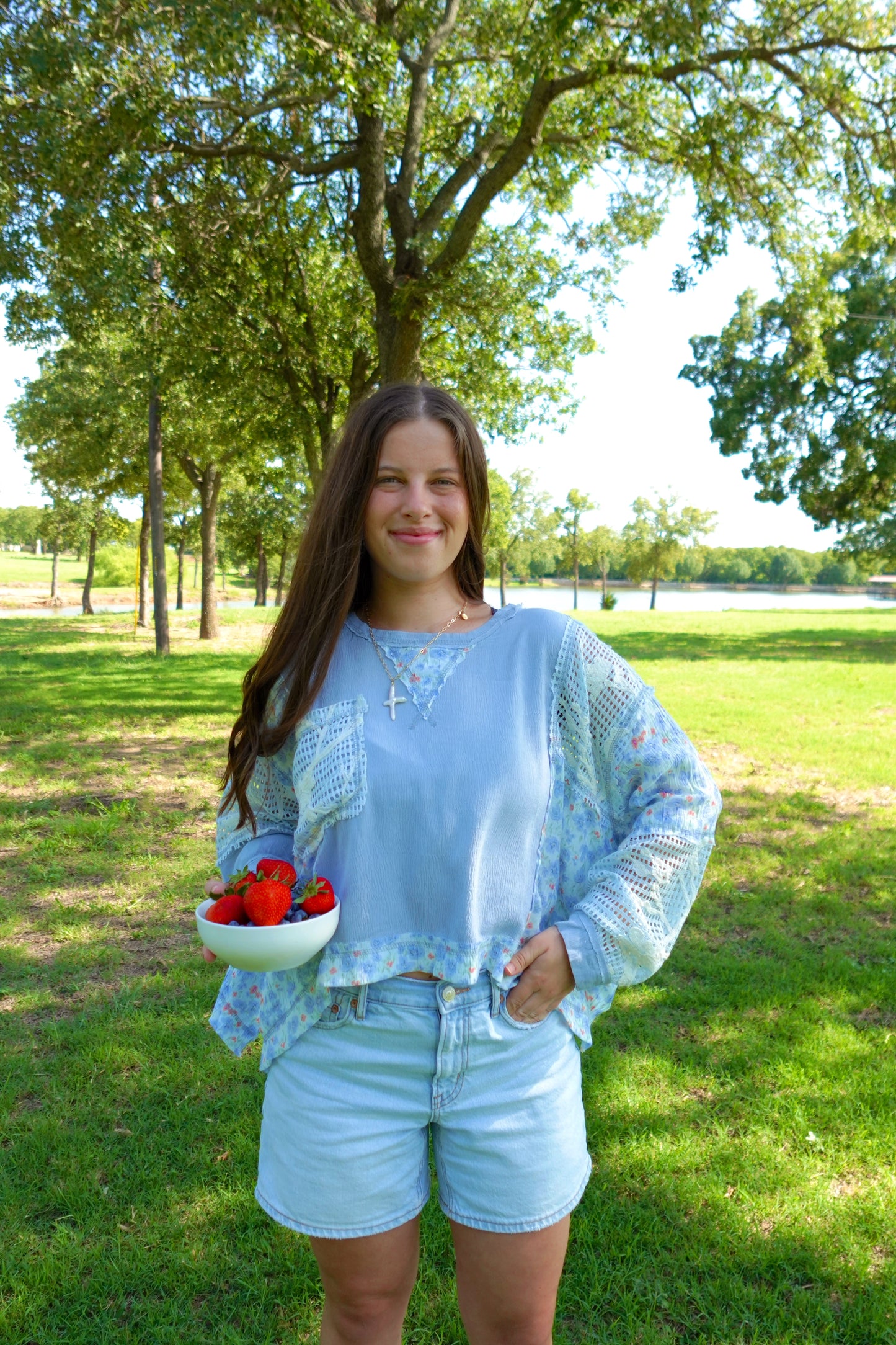 DAYDREAM PETAL LACE TOP