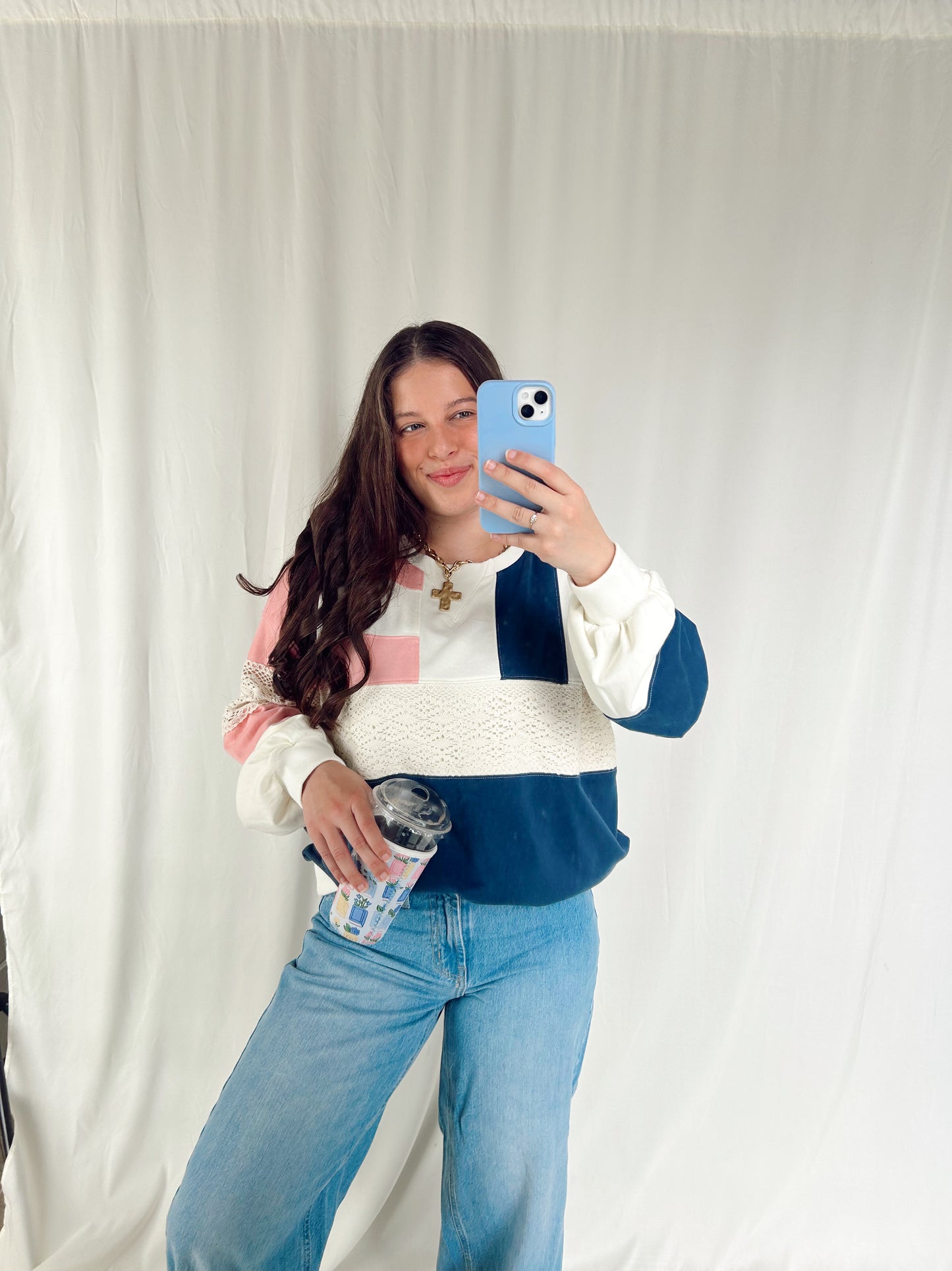 SWEET MAGNOLIA COLORBLOCK LACE PULLOVER