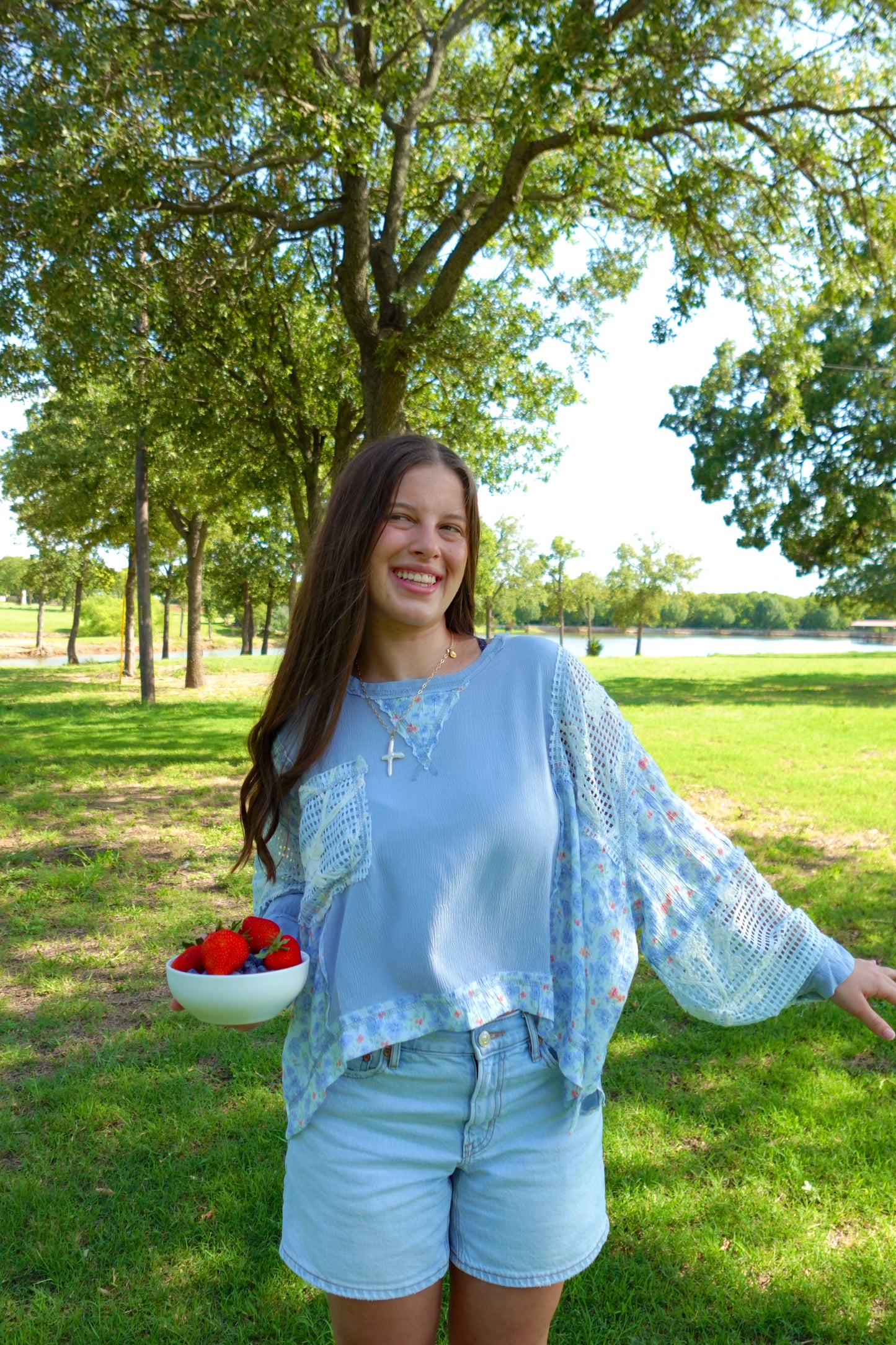 DAYDREAM PETAL LACE TOP