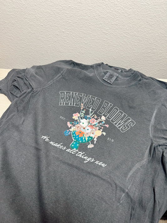 RENEWED BLOOMS TEE