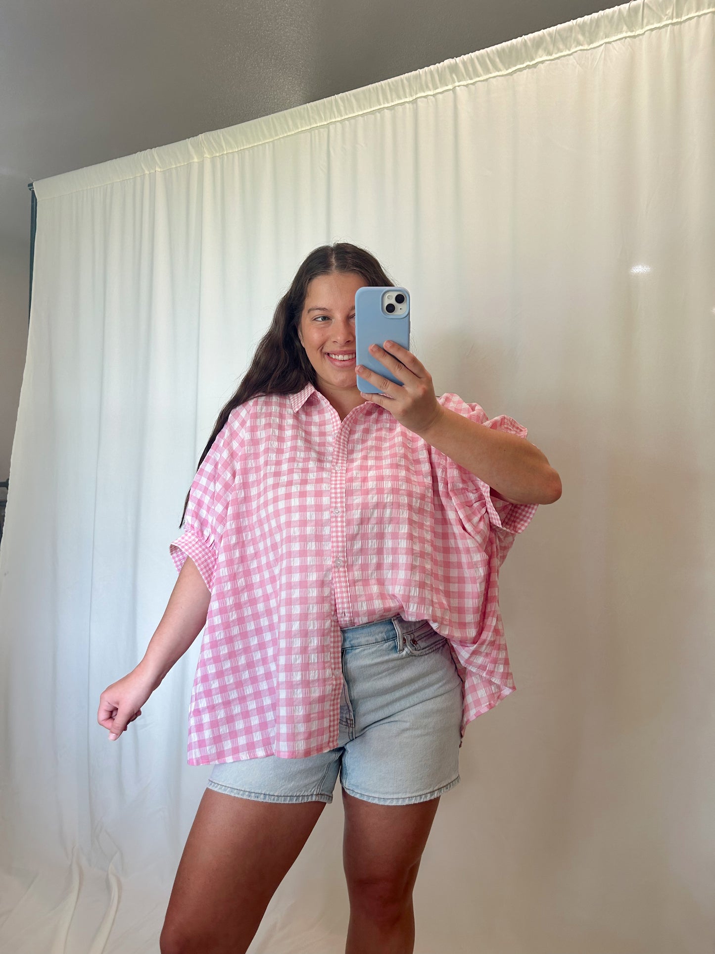 BUBBLEGUM BLUSH BUTTON DOWN TOP