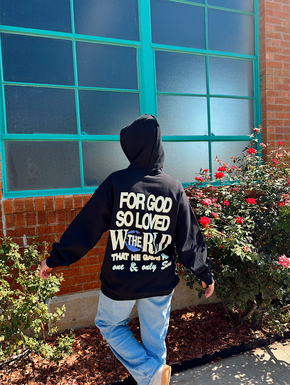 JOHN 3:16 BLACK HOODIE
