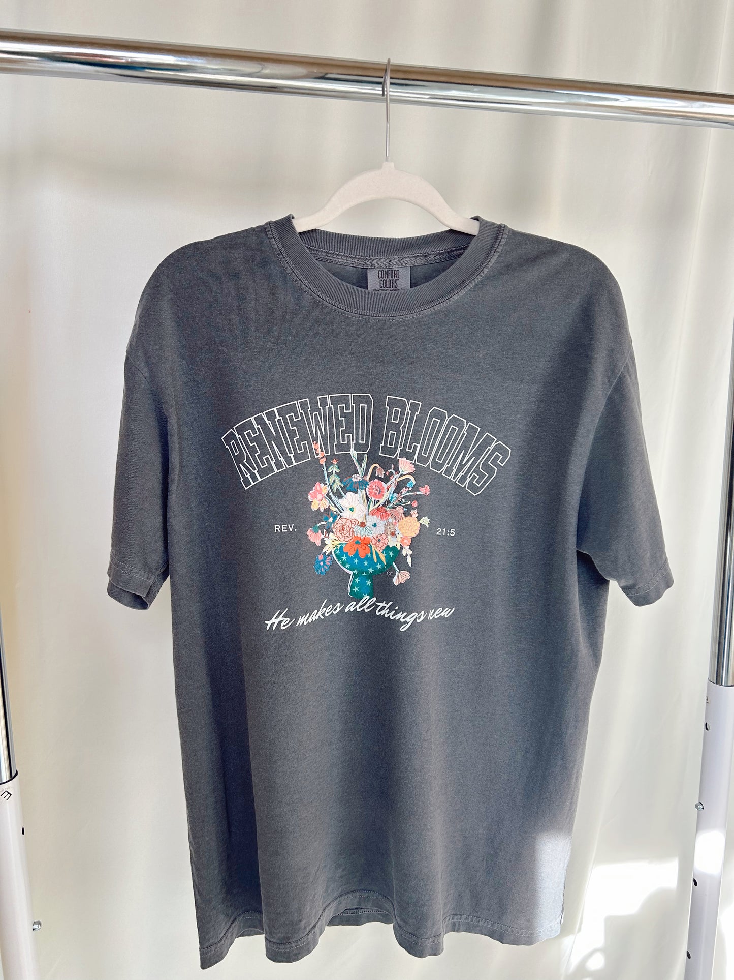 RENEWED BLOOMS TEE
