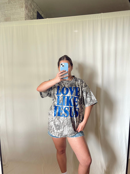 LOVE LIKE JESUS OVERSIZE CAMO TEE