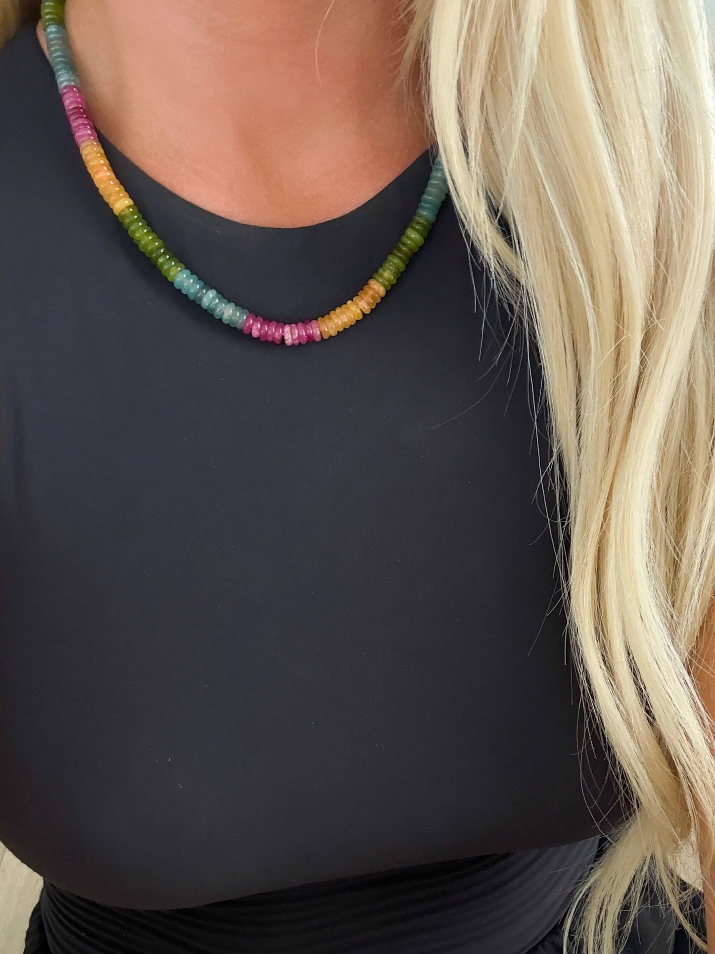 LIVE IN COLOR NECKLACE