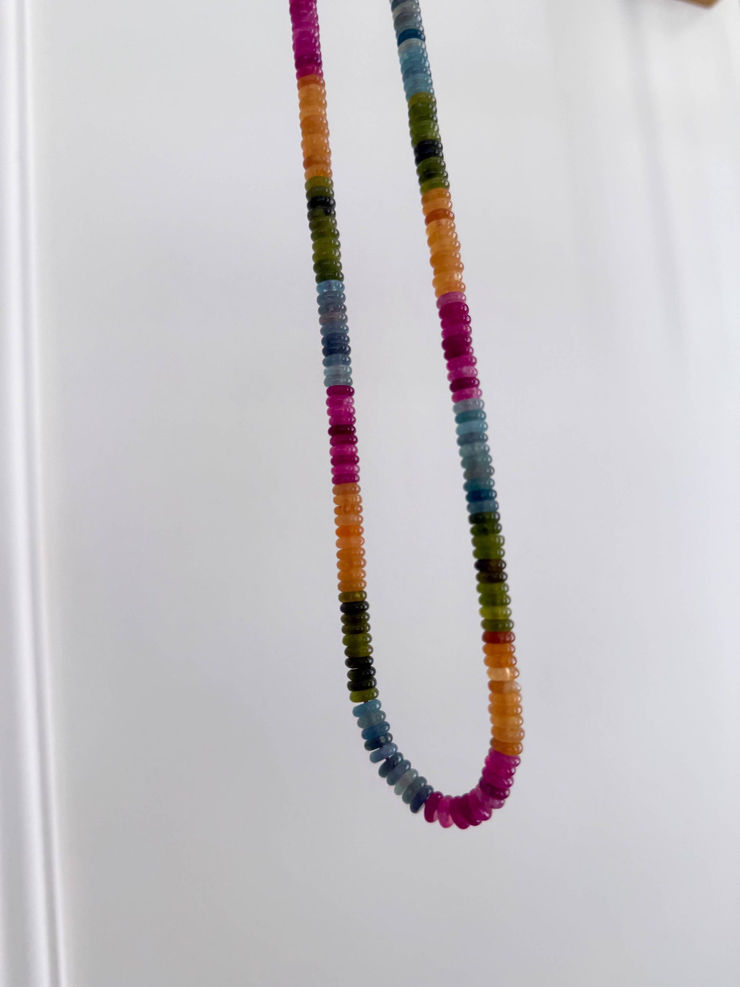 LIVE IN COLOR NECKLACE